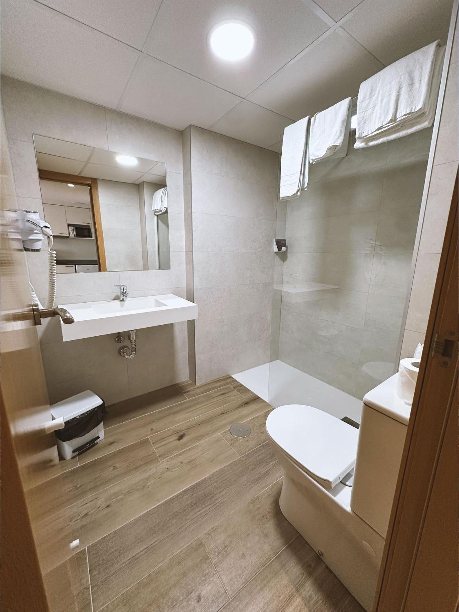 Apartamentos La Era Park เบนิดอร์ม ภายนอก รูปภาพ
